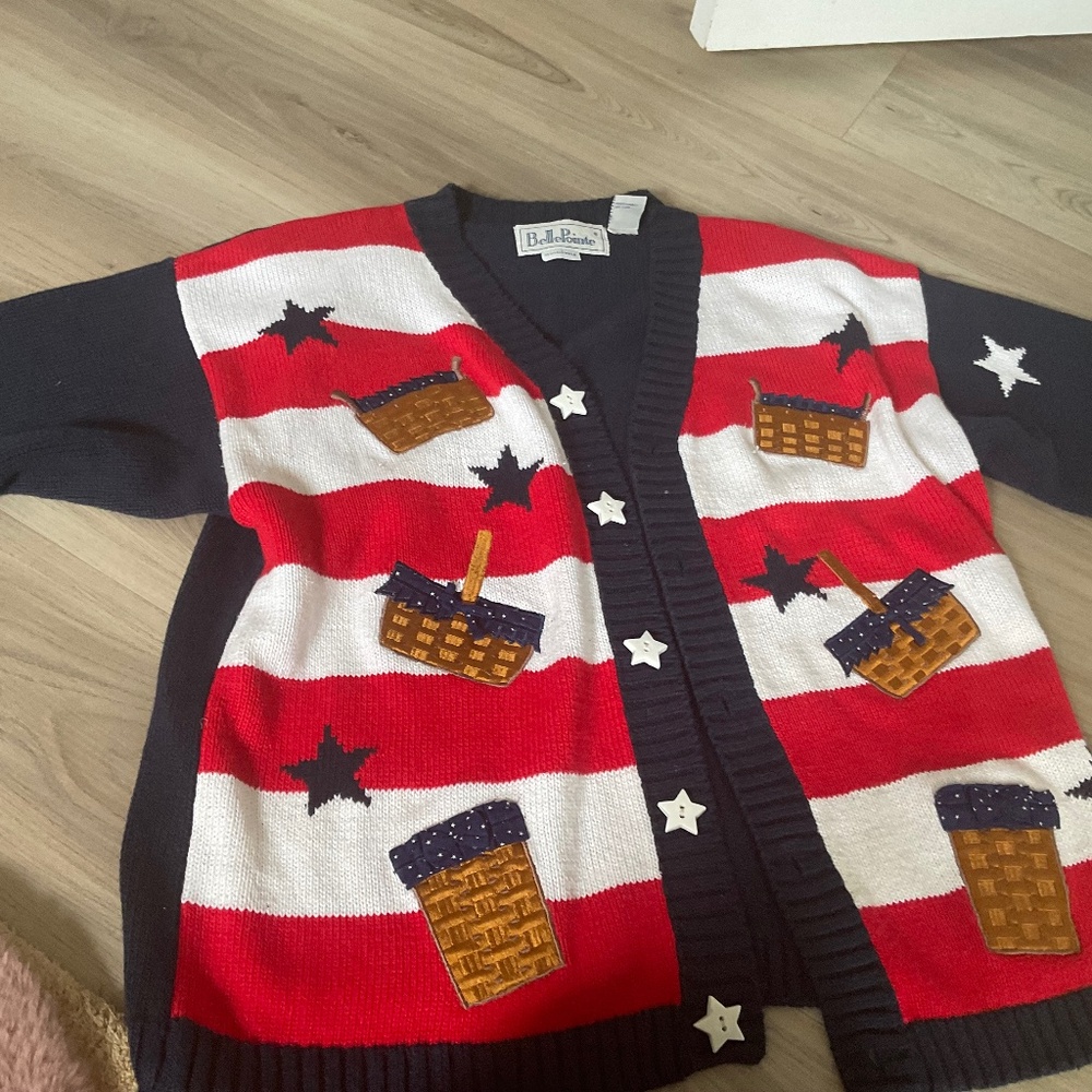 Vintage Longaberger basket sweater Womens L, American flag collectible